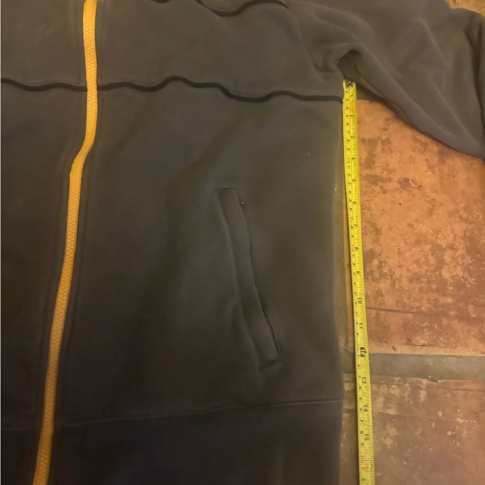 The North Face lightweight gray